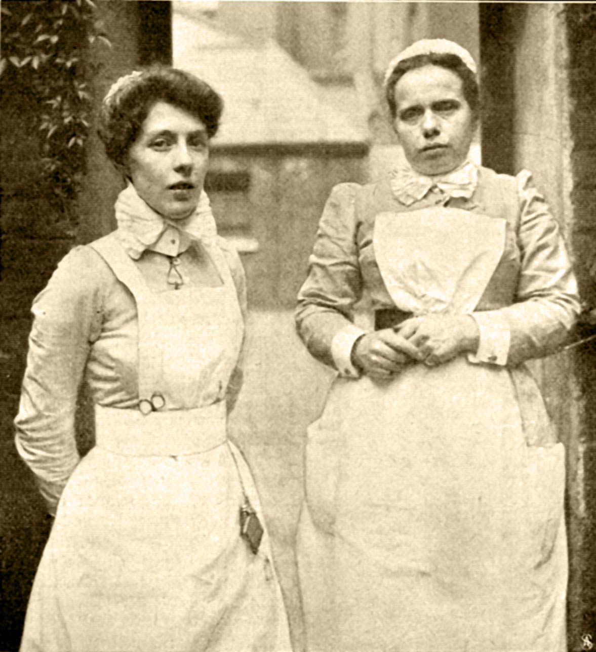 Certificated Nurse und Matron